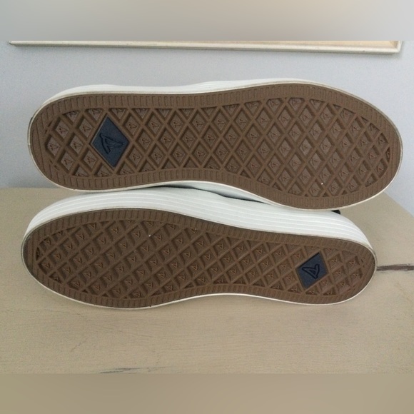 Sperry Crest Platform Navy Snake Size 8 - Picture 9 of 9